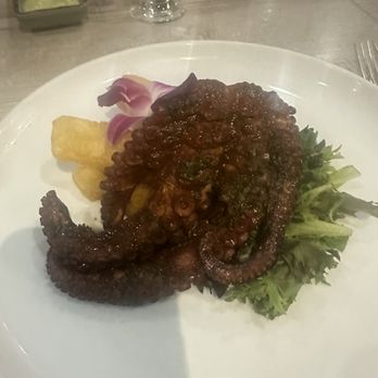 Aromas del Peru - Pulpo - Peruvian Near Me - Miami, Florida Aromas del Peru - Pulpo - Peruvian Near Me - Miami, Florida