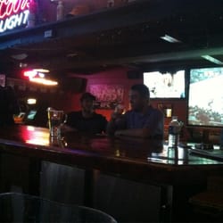 Hooligan's Sports Bar - Random peeps.