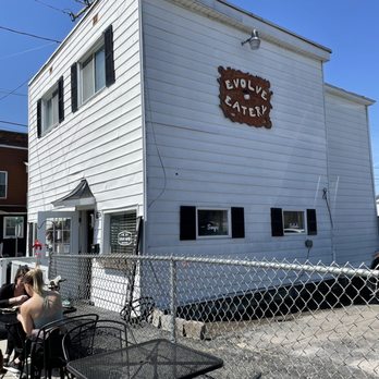 Evolve eatery