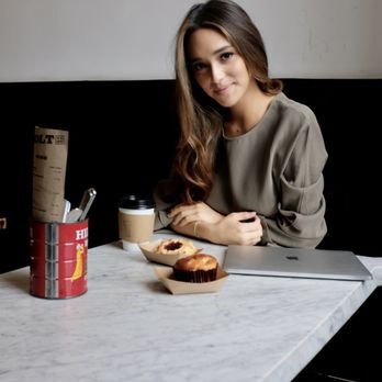 Bolt - Hosting with Chels - Coffee & Tea Near Me - Los Angeles, California Bolt - Hosting with Chels - Coffee & Tea Near Me - Los Angeles, California