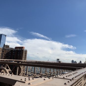 Brooklyn Bridge - Landmarks & Historical Buildings Near Me - Brooklyn, New York