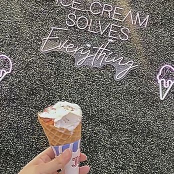 Lulu's Ice Cream & Specialty Snacks - Ice Cream & Frozen Yogurt Near Me - Schertz, Texas Lulu's Ice Cream & Specialty Snacks - Ice Cream & Frozen Yogurt Near Me - Schertz, Texas