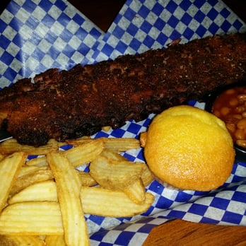 Famous Dave's Bar-B-Que - Barbeque Near Me - Laurel, Maryland