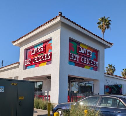 Dave's Hot Chicken by null