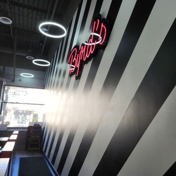 Byrd's Hot Chicken - Chicken Shop Near Me - Skokie, Illinois