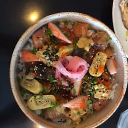 Sensei Sushi Bar - Chirasi Sushi