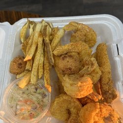 Spice It Up Seafood & Grill - 6 5pc Fillet Strips & 6pc Shrimp Plate