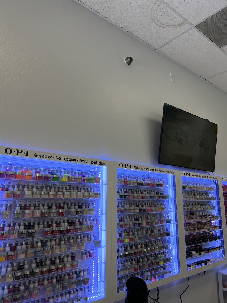 K C Nails Paramount Reviews