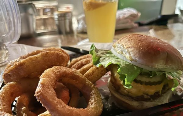 Harvey's Wineburger by null