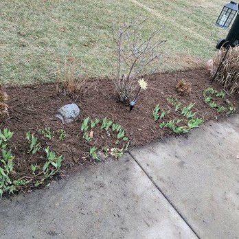 A WoMan Can - Pruning, edging, mulching, weeding. - Landscaping Near Me - Crozet, Virginia A WoMan Can - Pruning, edging, mulching, weeding. - Landscaping Near Me - Crozet, Virginia