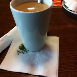 Applebee's Grill + Bar - Desayunos muy accesibles y muy ricos y completos, el café muy recomendable