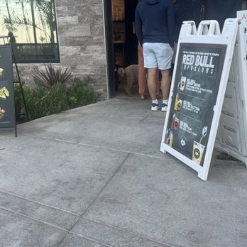 602 Coffee House - Entrance - Coffee & Tea Near Me - Huntington Beach, California