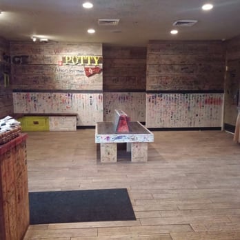 Shack Breakfast & Lunch - Interior - American Near Me - Frontenac, Missouri Shack Breakfast & Lunch - Interior - American Near Me - Frontenac, Missouri