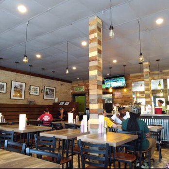 Fred Cotten's Landmark BBQ - Inside restaurant - Barbeque Near Me - Jacksonville, Florida