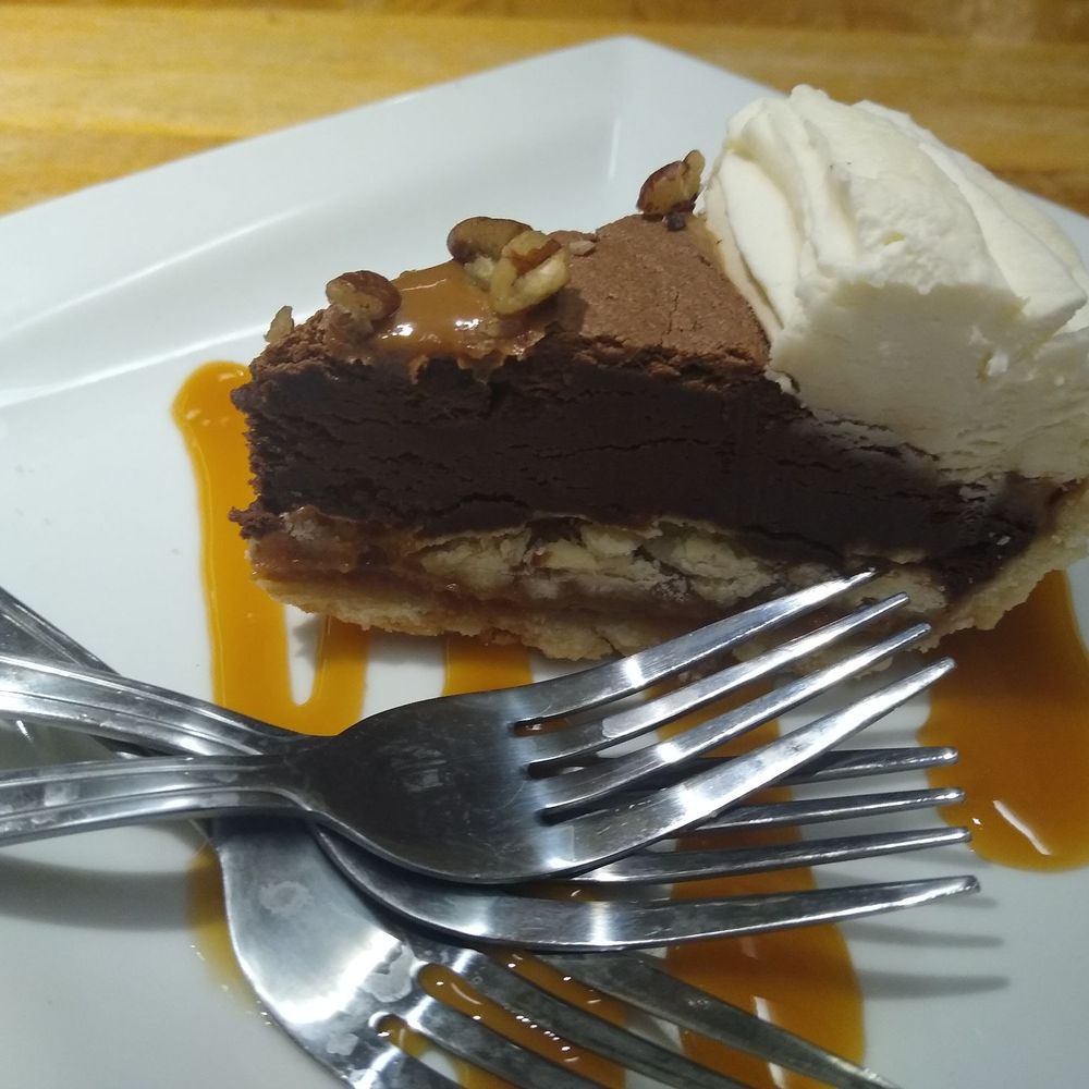 Luna's Bar and Grill - Chocolate caramel cream pie - Tex-Mex Near Me - Florence, Kentucky Luna's Bar and Grill - Chocolate caramel cream pie - Tex-Mex Near Me - Florence, Kentucky