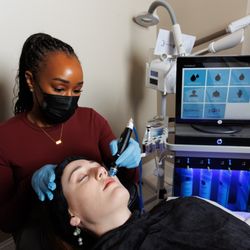 Rouge Medical Spa - HydraFacial
