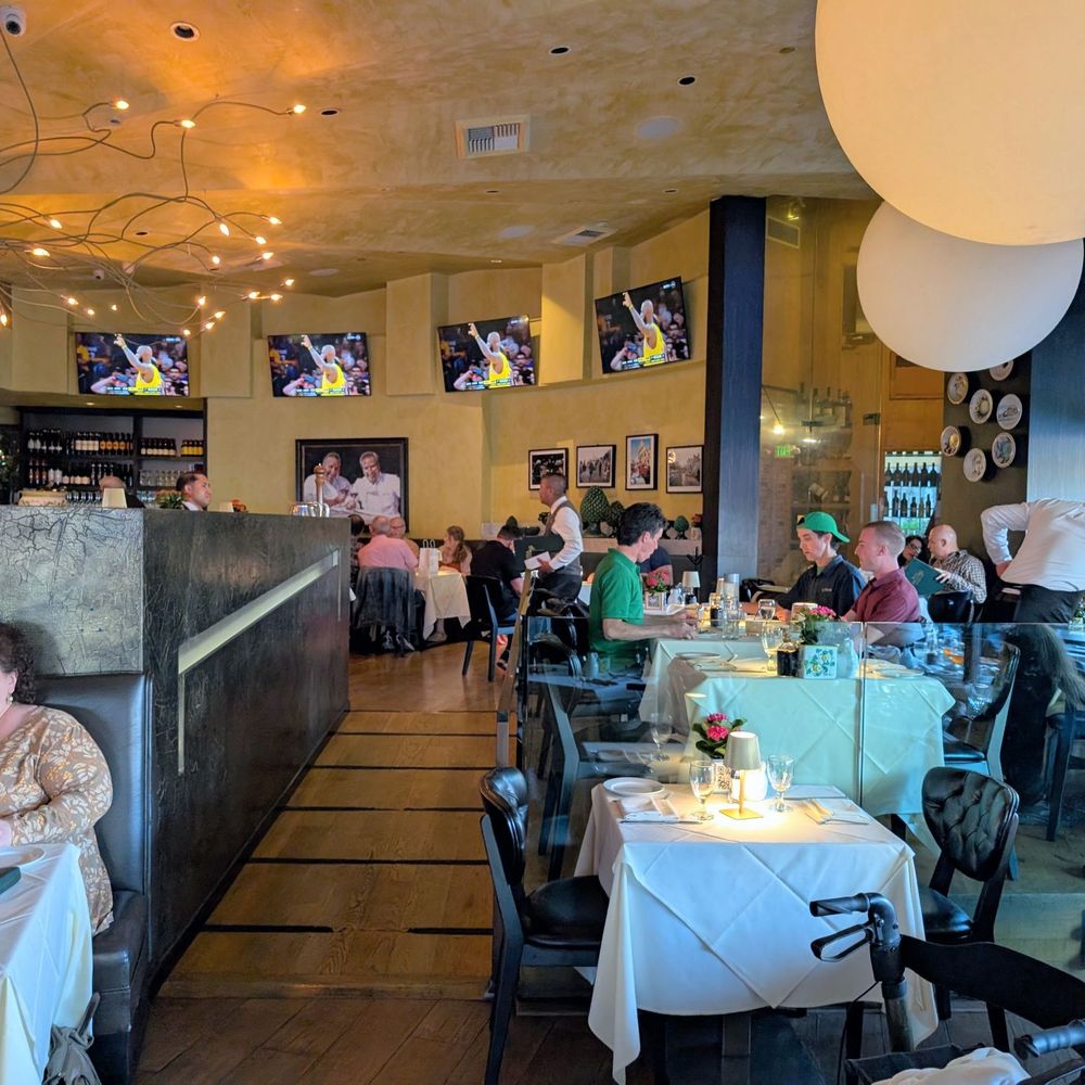 Via Alloro - Indoor seating Via Alloro. 4/18/26 - Italian Near Me - Beverly Hills, California Via Alloro - Indoor seating Via Alloro. 4/18/26 - Italian Near Me - Beverly Hills, California