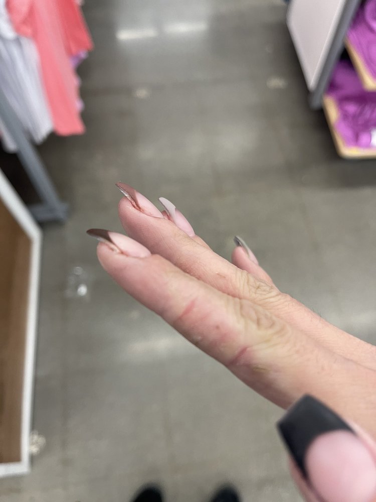 LOVELY NAILS & SPA Updated September 2024 46 Photos & 17 Reviews