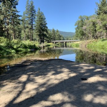Clio's Rivers Edge Rv Park - Right next to the Feather River - RV Parks Near Me - Clio, California