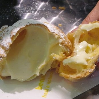 Beard Papa's - Bakeries Near Me - Los Angeles, California