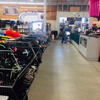 Black Sheep Bargain Barn - Outdoor Gear Near Me - Coeur d'Alene, Idaho Black Sheep Bargain Barn - Outdoor Gear Near Me - Coeur d'Alene, Idaho