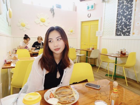 Lazy Daisy's Cafe by null