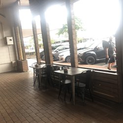The Lincoln - Outdoor seating