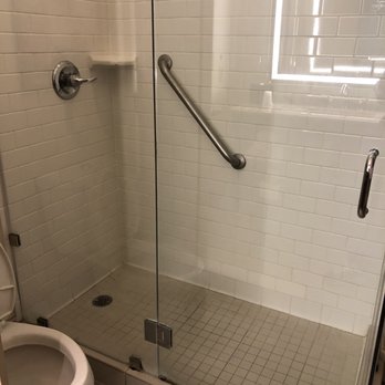 The Mercantile Hotel New Orleans, LA - Warm shower & great water pressure - Hotels Near Me - New Orleans, Louisiana The Mercantile Hotel New Orleans, LA - Warm shower & great water pressure - Hotels Near Me - New Orleans, Louisiana