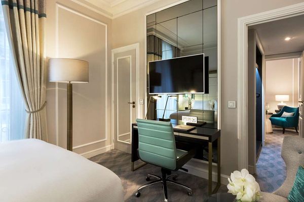 Hilton Paris Opera by null