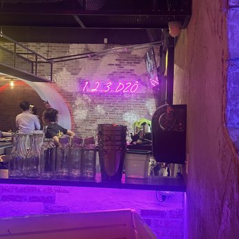 HEM Kitchen And Bar - Vietnamese Near Me - Houston, Texas