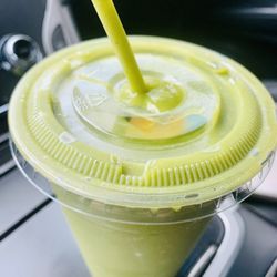 Pappy’s Juice Bar - Spinach, papaya, kiwi, banana AND a hip of ginger for immune system