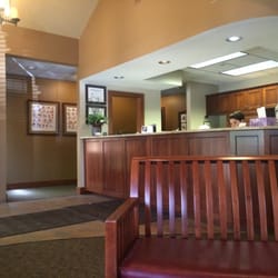 Herbert D Stith, DDS - Front desk