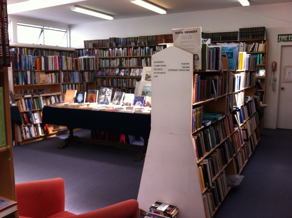 EVERGREEN BOOKS Updated September 2024 15 Victoria Road, Auckland