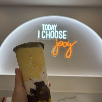 Jooy Tea Shoppe - Mango Sticky Rice - Bubble Tea Near Me - New York, New York Jooy Tea Shoppe - Mango Sticky Rice - Bubble Tea Near Me - New York, New York