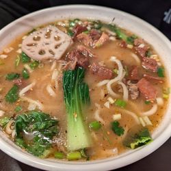 I Bowl - Beef noodle bowl