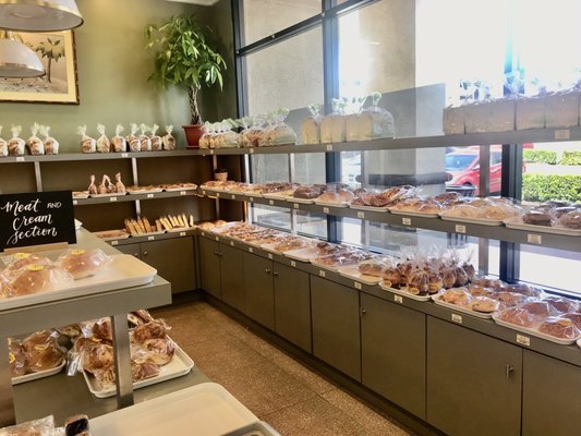 Uncle Chuang’s Bakery by null