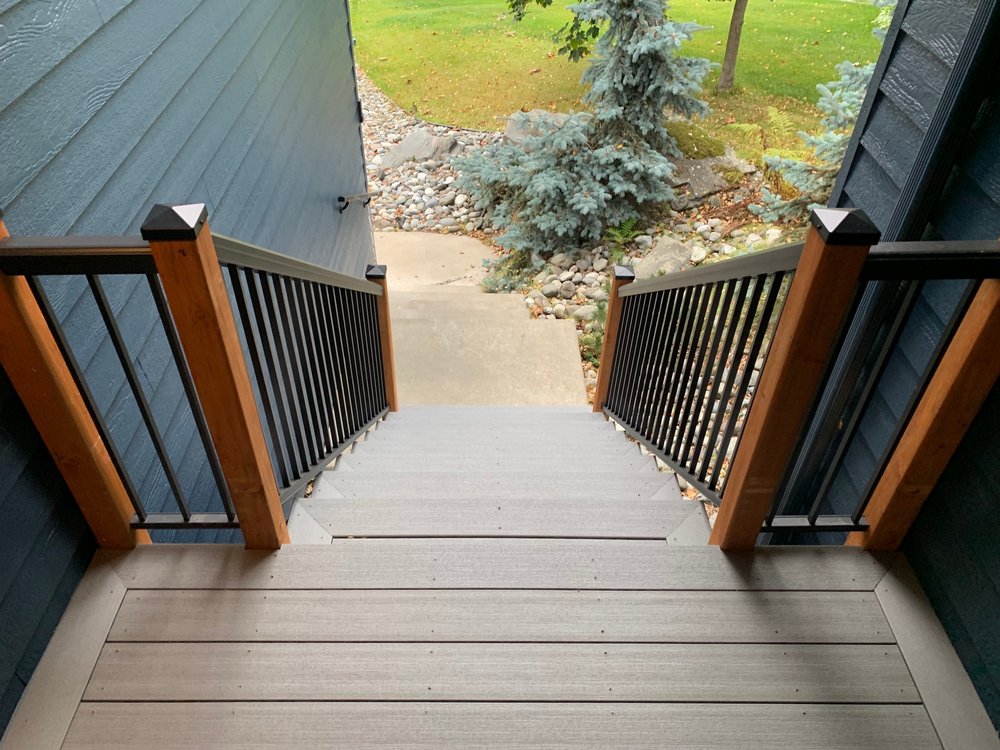 Slide of Bigfoot Decking & Services