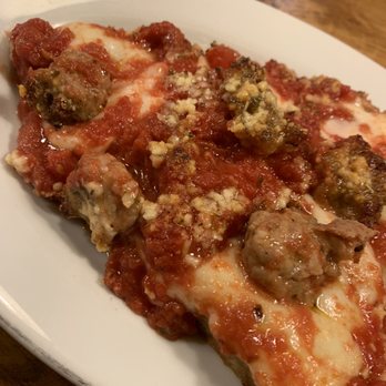 Pizza City USA - Deep Dish @ Labriola - Food Tours Near Me