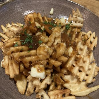 Tap & Barrel - Convention Centre - Waffle fry poutine - Comfort Food Near Me - Vancouver, British Columbia
