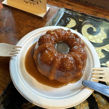 Butterscotch Pastry Shop - Butterscotch cake - Coffee & Tea Near Me - Birchrunville, Pennsylvania