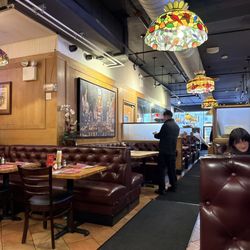 Slow morning at famous Sarge's Deli.