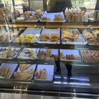 Pinecrest Bakery - West Palm Beach - Pastries - Bakeries Near Me - West Palm Beach, Florida Pinecrest Bakery - West Palm Beach - Pastries - Bakeries Near Me - West Palm Beach, Florida