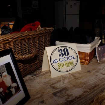 Rosy Events - 30th Birthday Party at Wisconsin Barn - Party & Event Planning Near Me