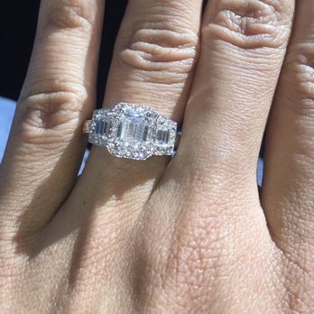 Ruben's Jewelry - Jewelry Repair Near Me - Miami, Florida Ruben's Jewelry - Jewelry Repair Near Me - Miami, Florida