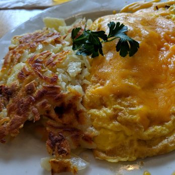 Jongewaard's Bake n Broil - Avocado, cheese omelette - American Near Me - Long Beach, California
