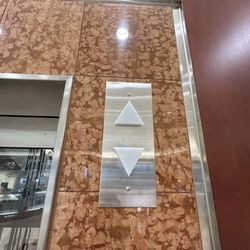 Dillard's - Dillard's Atlantic Station Elevator