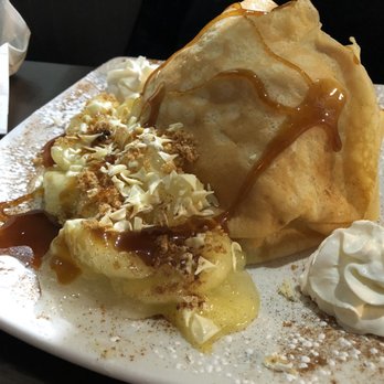 D-Spot Dessert Cafe - Desserts Near Me - Toronto, Ontario