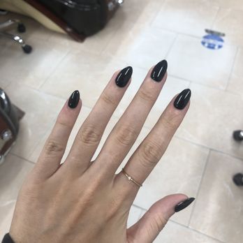 Coco Luxe Nails - Eyelash Service Near Me - Santa Monica, California