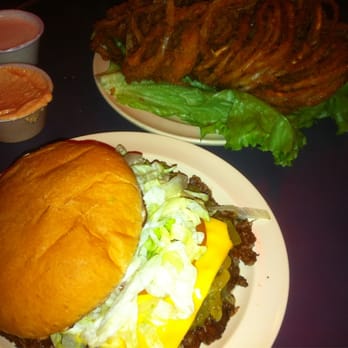 The Owl Cafe - World famous green chili cheeseburger and onion rings - Diners Near Me - Albuquerque, New Mexico