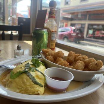 The Rookery Cafe - Breakfast Omelette with Tater Tots - Coffee & Tea Near Me - Juneau, Alaska The Rookery Cafe - Breakfast Omelette with Tater Tots - Coffee & Tea Near Me - Juneau, Alaska